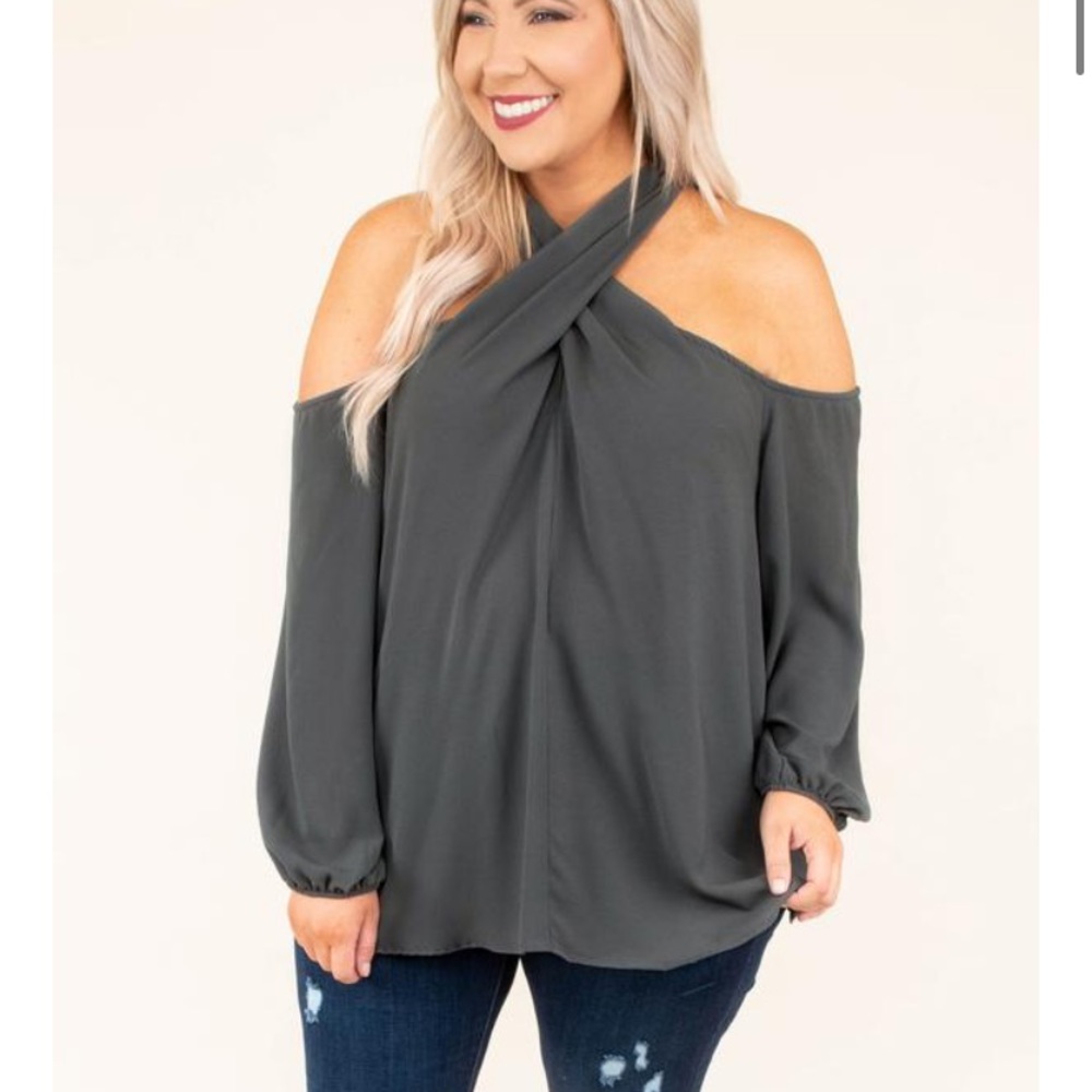 Chic Soul cold shoulder top